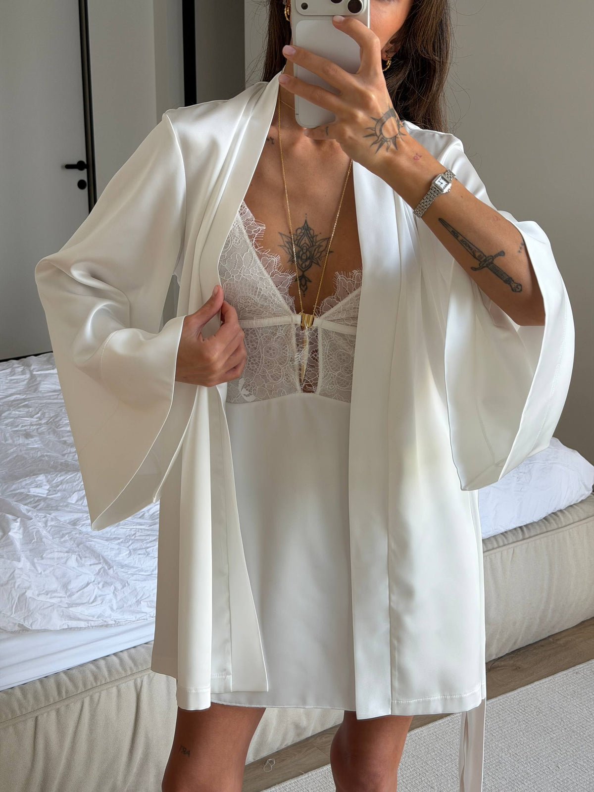 Noir Robe in Ivory
