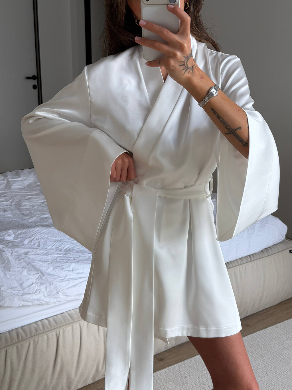 Noir Robe in Ivory