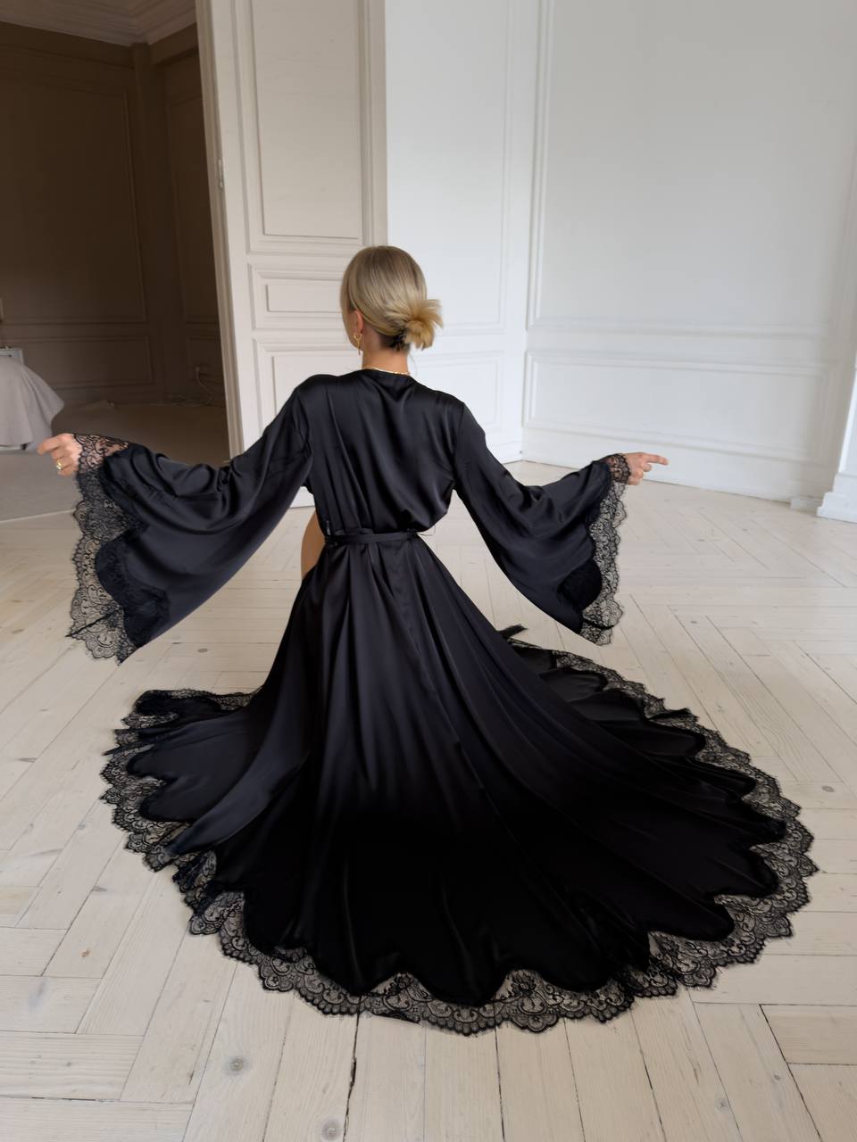 Mary Robe in Black
