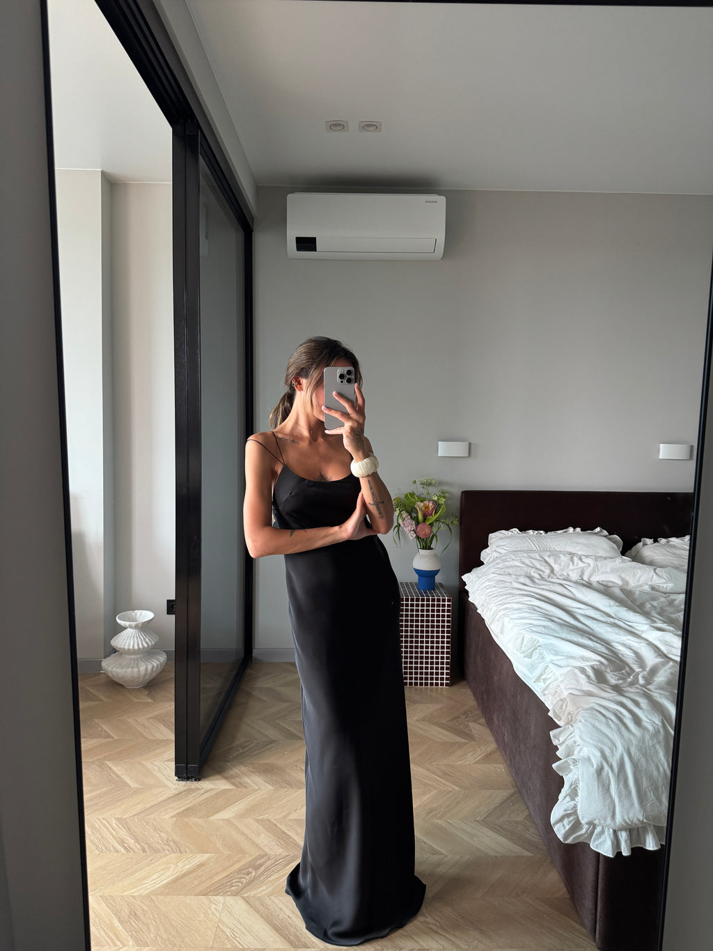 Lilia dress in Black