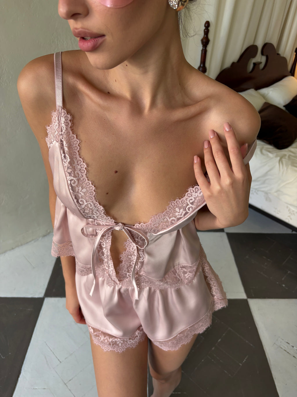 Jonin in Pink