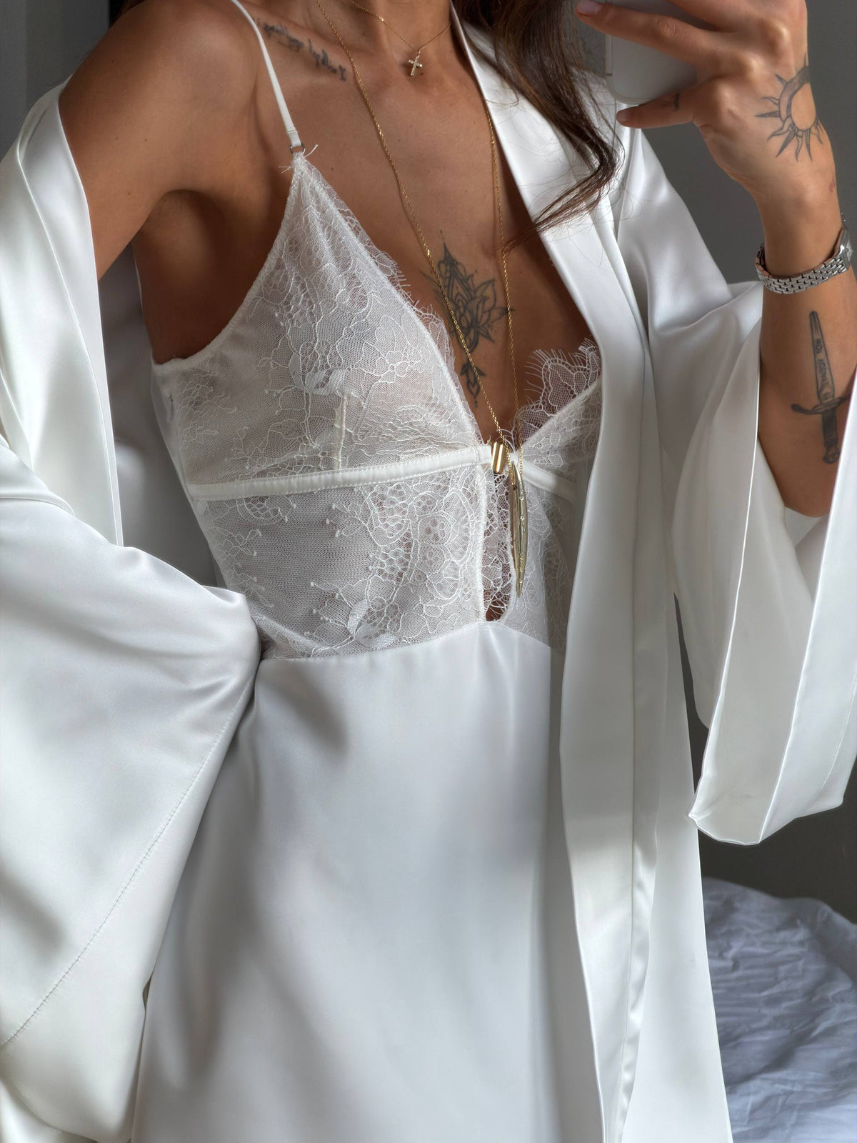 Munique Peignoir in Ivory
