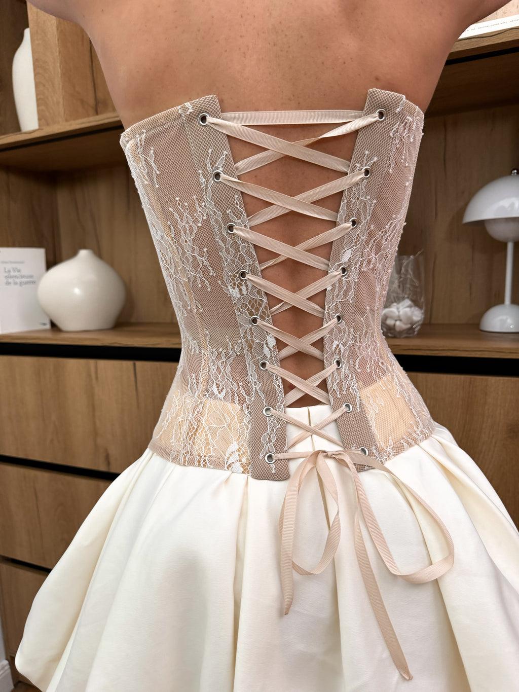 White Lace corset Charm🖤with Beige lining