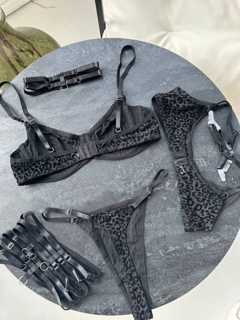 Midnight Embrace Black